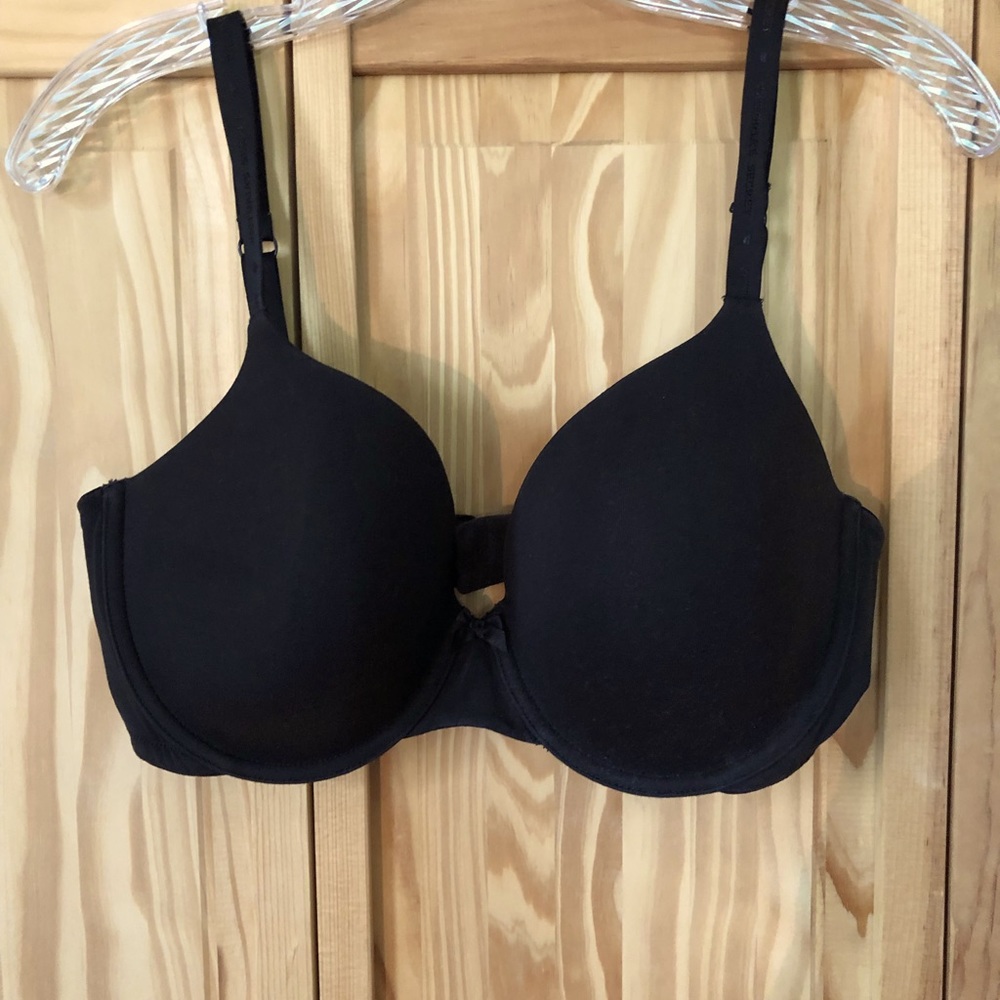 Victoria’s Secret blk 36DD lined perfect coverage